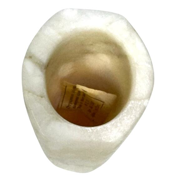 Otradnenskaya Mid Century Russian Alabaster 6 5/8" Vase Art Display with Tag - Picture 5 of 7